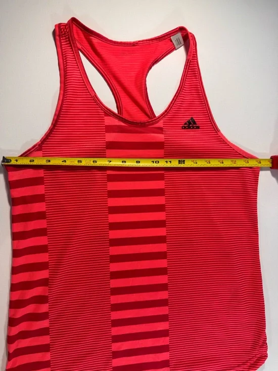 8 Piece Atheltic Tank Bundle - Picture 10 of 14